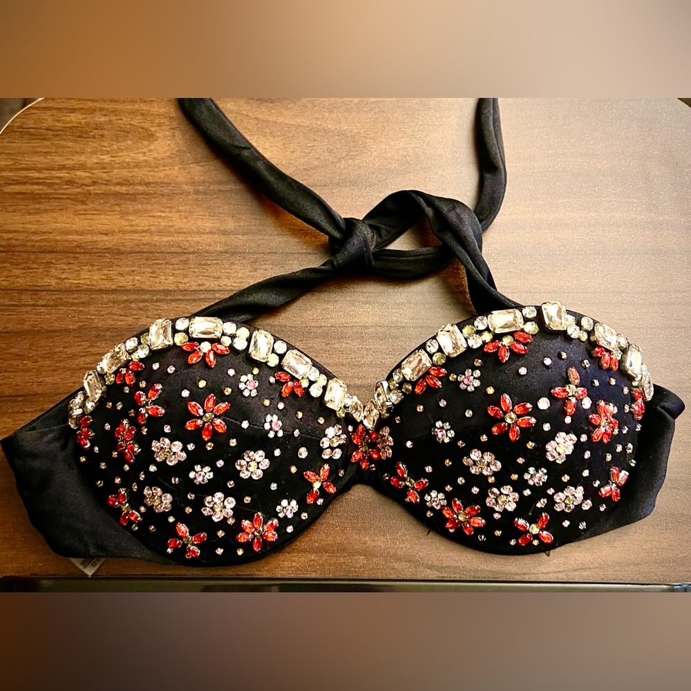 Victoria Secrets Embellished Black and Red Gem Studded Women's Bra